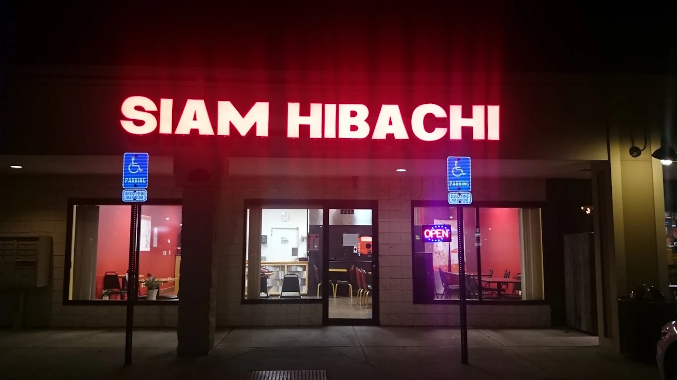 A Family Kitchen Built on Freshness & Flavor